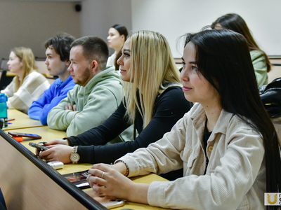 Мастер-класс от SuperJob "Резюме, как VIP пропуск на собеседование" / Павел Железняк