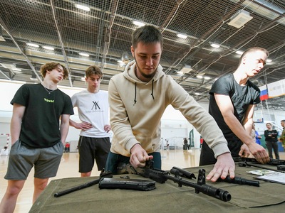 Колледж студентлары катнашында хәрби-гамәли спорт төрләре буенча турнир