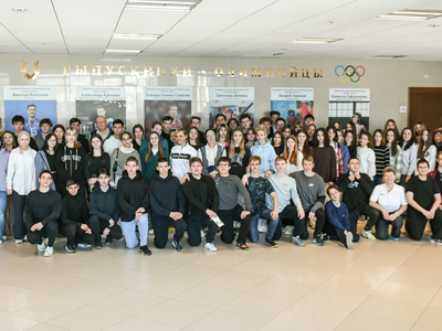 Excursion for pupils of Gymnasium No. 6 / Pavel Zheleznyak