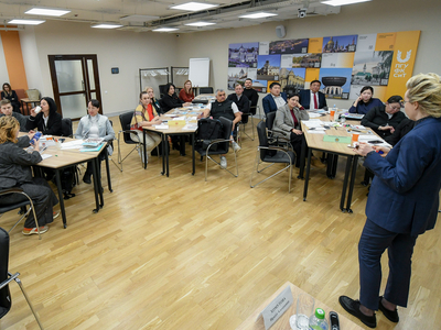 Үсеш курсы: туристлык территорияләрен үстерү белән идарә итү. 7 нче агым / Павел Железняк