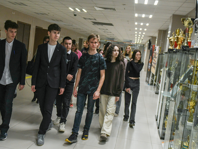 Excursion for pupils of Gymnasium No. 6 / Pavel Zheleznyak