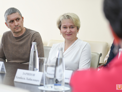 Signing of co-operation agreements with Lyceum No. 9 (Zelenodolsk) and Novokiner secondary school (Arsky district) / Pavel Zheleznyak