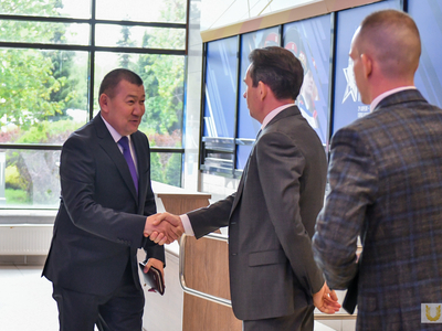 Visit of the delegation of the Republic of Karakalpakstan / Pavel Zheleznyak