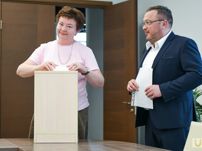 Academic Council No. 10 / Pavel Zheleznyak