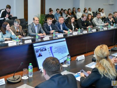 III All-Russian Scientific and Practical Conference on Aquatic Sports. Plenary session / Pavel Zheleznyak