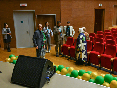 Kuwaiti delegation to the university's teaching and laboratory building / Pavel Zheleznyak