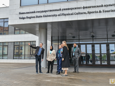 Visit of a delegation from the Abu Dhabi Aquatics Club (UAE) / Pavel Zheleznyak