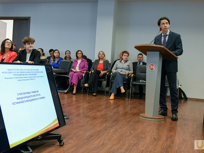 Academic Council No. 10 / Pavel Zheleznyak