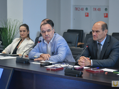 Учёный совет №12. Награждения / Павел Железняк