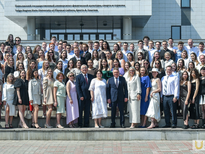 Выпускной Института физической культуры / Павел Железняк