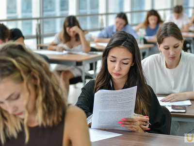 Вступительные испытания. Русский язык / Павел Железняк