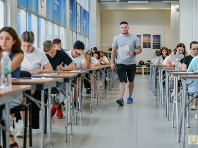 Вступительные испытания. Русский язык / Павел Железняк