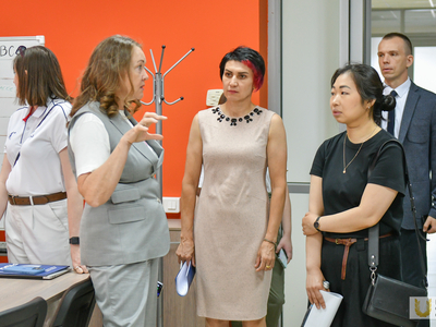 Auditors of Healthy Campus in the Educational and Laboratory Building / Pavel Zheleznyak