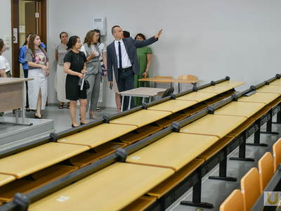 Auditors of Healthy Campus in the Educational and Laboratory Building / Pavel Zheleznyak