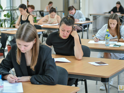 Вступительные испытания. Русский язык / Павел Железняк