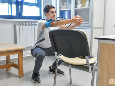 Медобследование спортсменов клуба водных видов спорта Абу-Даби / Павел Железняк