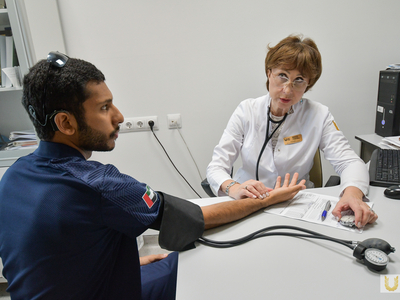 Medical examination of the UAE mini football team / Pavel Zheleznyak