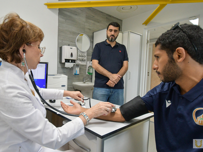 Medical examination of the UAE mini football team / Pavel Zheleznyak