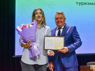 Встреча ректора с ППС и сотрудниками университета. Вручение наград /Агата Чир