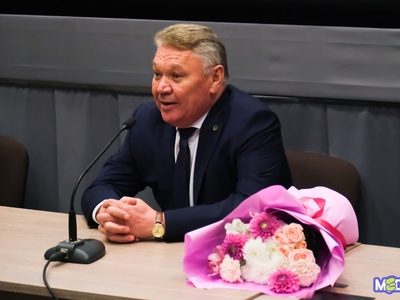 Встреча ректора университета со студентами колледжа, приуроченная к Дню СПО / Диана Алексеева, Павел Железняк