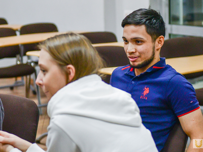 Тренинг по развитию коммуникации / Павел Железняк