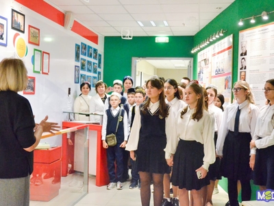 
Встреча с учениками и учителями МБОУ "Каратунская СОШ" Апастовского района РТ
