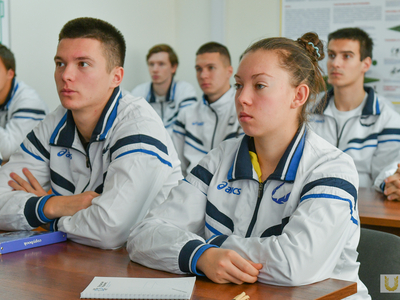 Открытие КПК "Тренер по футболу международной категории С-УЕФА" / Павел Железняк