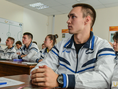 Открытие КПК "Тренер по футболу международной категории С-УЕФА" / Павел Железняк