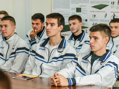 Открытие КПК "Тренер по футболу международной категории С-УЕФА" / Павел Железняк