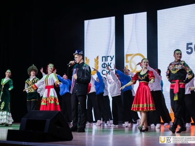 50-летия Университета. Встреча выпускников / Александра Титова, Амалия Рязанская