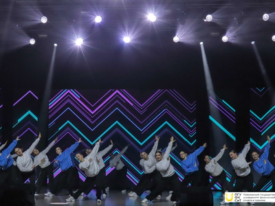 50-летия Университета. Встреча выпускников / Александра Титова, Амалия Рязанская