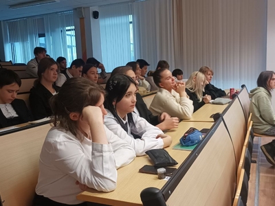 
Профориентационная встреча с представителем компании ICL: новые горизонты в мире информационных технологий
