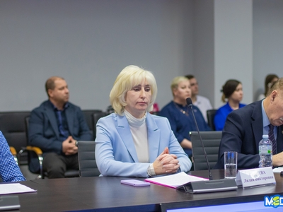 Защита диссертаций /Егор Данилов, Павел Железняк