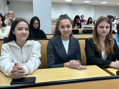 
Торжественное награждение победителей и призеров XIV Открытого регионального интернет-конкурса «Learn to win!» и Всероссийских онлайн-олимпиад по английскому, французскому, русскому и татарскому языкам
