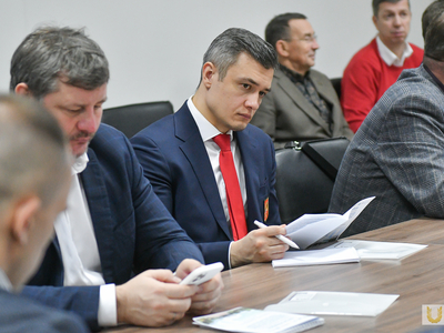 Научно-практическая конференция. Современное состояние подготовки резерва в футболе, хоккее и фигурном катании / Павел Железняк