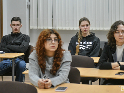 Встреча с иностранными студентами Университета / Павел Железняк