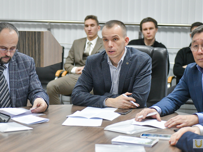 Научно-практическая конференция. Современное состояние подготовки резерва в футболе, хоккее и фигурном катании / Павел Железняк