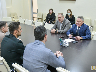 Поздравление с юбилеем от федерации гребного спорта России / Павел Железняк