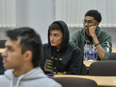 Встреча с иностранными студентами Университета / Павел Железняк