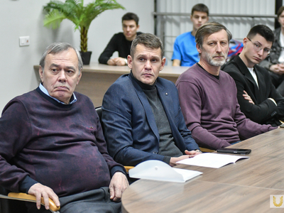 Научно-практическая конференция. Современное состояние подготовки резерва в футболе, хоккее и фигурном катании / Павел Железняк