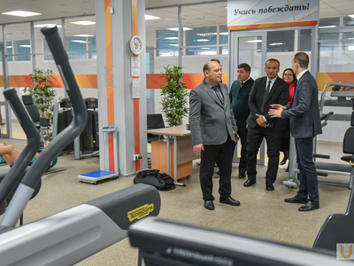 Представители Бухарского госуниверситета в Поволжском и встреча с ректором / Павел железняк