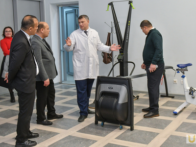 Представители Бухарского госуниверситета в Поволжском и встреча с ректором / Павел железняк