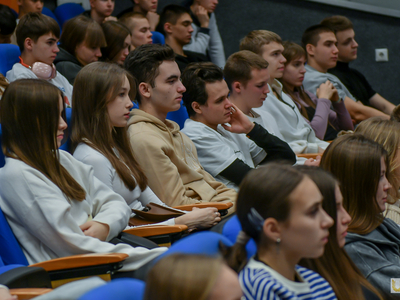 Герои России. Встреча со студентами / Павел Железняк