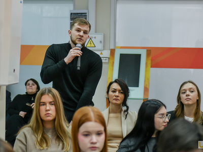 Герои России. Встреча со студентами / Павел Железняк