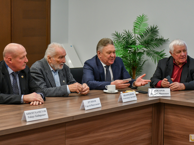 Герои России. Встреча со студентами / Павел Железняк