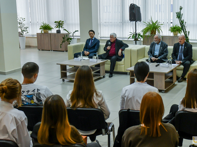 Герои России. Встреча со студентами / Павел Железняк