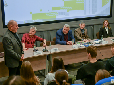 Герои России. Встреча со студентами / Павел Железняк