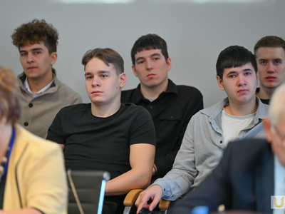 Научно-практическое семинар-совещание о проблемах в системе подготовки кадров в области БЖД и ОВП / Павел Железняк