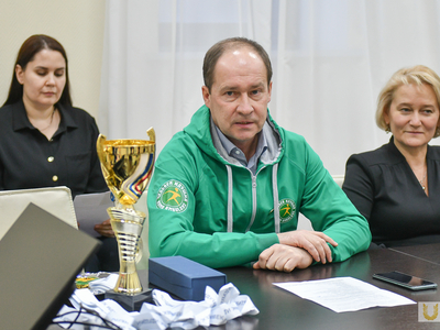 Человек идущий. Вручение наград / Павел Железняк