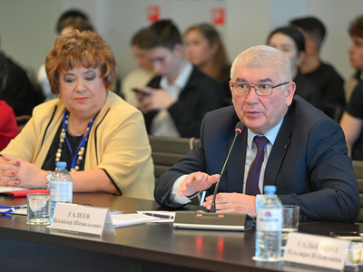 Научно-практическое семинар-совещание о проблемах в системе подготовки кадров в области БЖД и ОВП / Павел Железняк